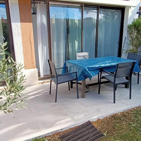 Port Cogolin, T2 Calme Dans Belle Residence, Piscine, Proche St Tropez Экстерьер фото